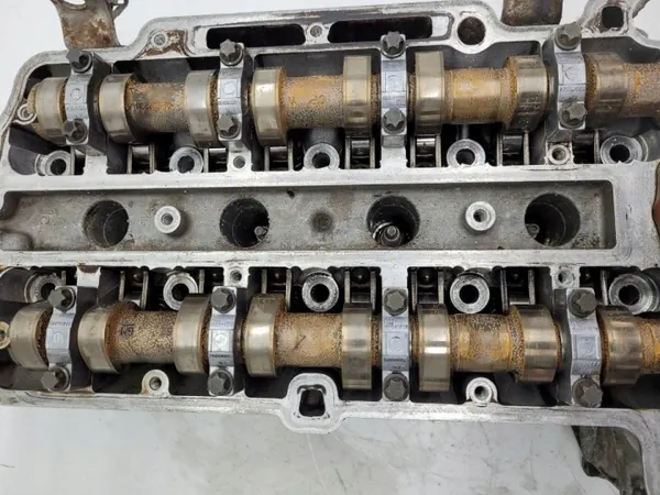 Cabeça de árvore de cames OEM 55562229 para Opel Corsa D 1.2 image 9