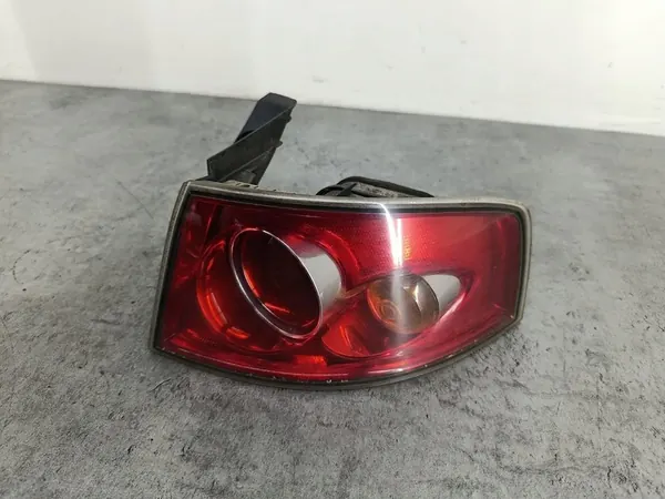 Luz trasera derecha SEAT IBIZA III Hatchback image 3