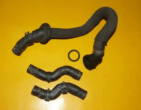 Kit manguera agua válvula calefacción OEM 4F1819372 (3pcs) image 2