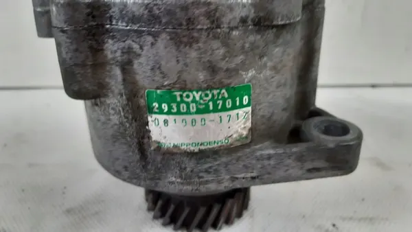 TOYOTA LAND CRUISER 80 4.2 Imupumppu 29300-17010 image 2