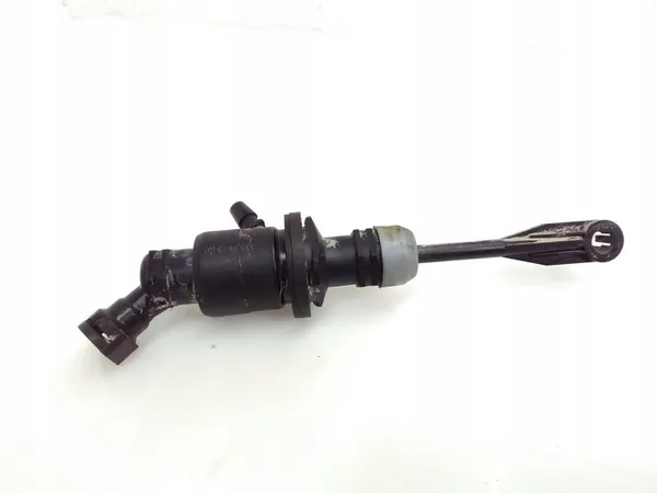 Nissan OE 306104BA0A kytkinvapautinsylinteri image 2