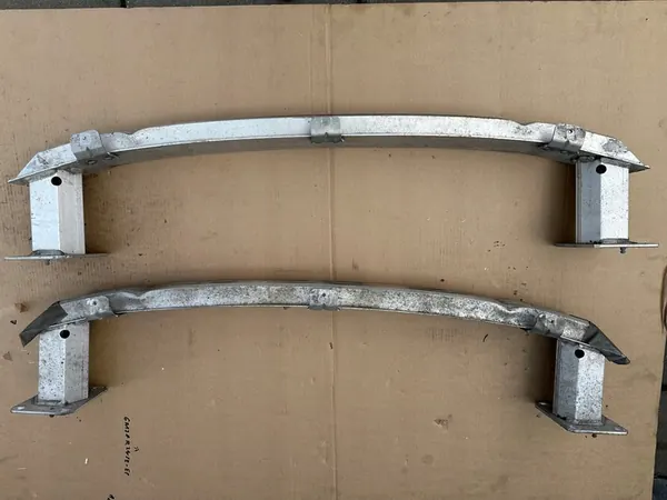 CITROEN C4 PICASSO II Rinforzo Paraurti Anteriore OEM image 2