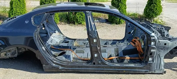 PRPRAWMASER Oikea ovenpieli Maserati Quattroporte VI image 2