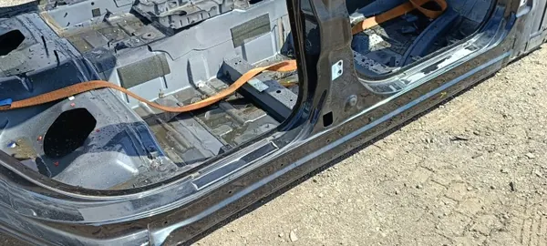 PRPRAWMASER Oikea ovenpieli Maserati Quattroporte VI image 3