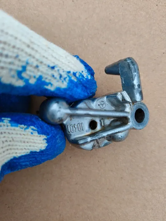 Bico de óleo Mercedes R129 W124 W140 M104 image 2