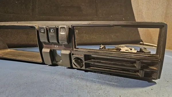 Painel de ventilação VW GOLF II com interruptores 191857243A image 3