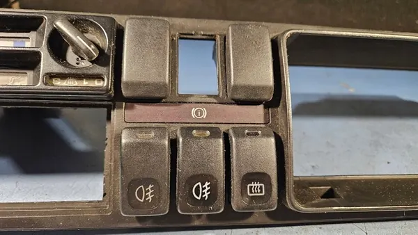 Painel de ventilação VW GOLF II com interruptores 191857243A image 6