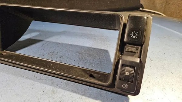 Painel de ventilação VW GOLF II com interruptores 191857243A image 7