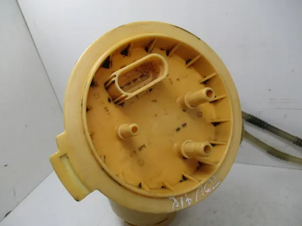 VW Touareg 02-10 TDI Brandstofpomp image 5