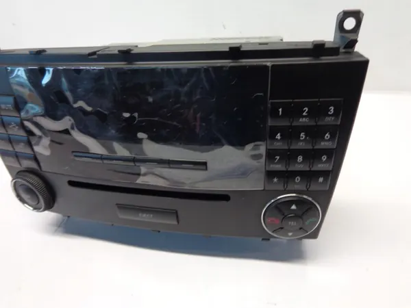 Rádio CD Mercedes C W203 OEM 2038705189 - Usado image 5