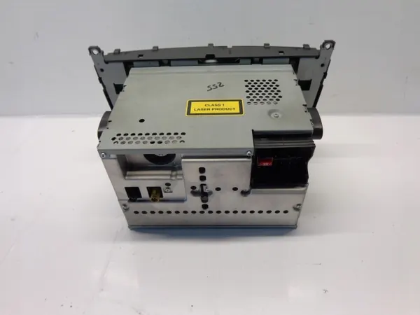 Rádio CD Mercedes C W203 OEM 2038705189 - Usado image 8