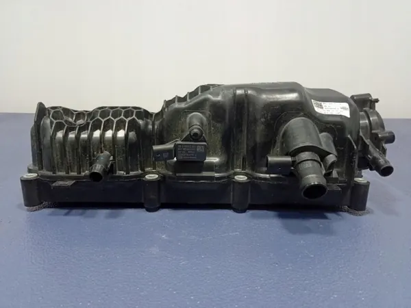 Audi SQ8 Q8 4.0 TFSI linker inlaatspruitstuk OEM 0P2129711N image 8