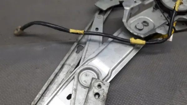 Elevador de vidro dianteiro esquerdo Rover 25 1999-2005 CUH101910 image 3