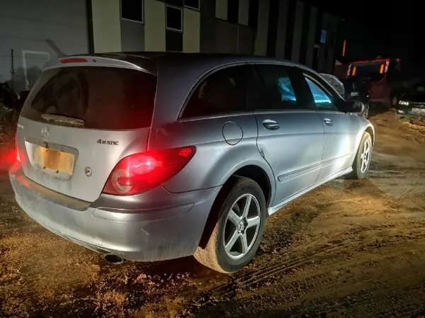 Öljypumppu Mercedes-Benz R-Class OEM 6421810901 image 9