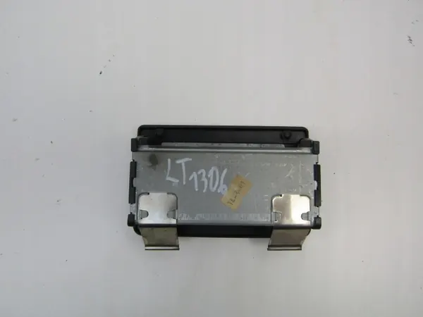 Mercedes E W124 Aschenbecher OEM AK-6-88847 Gebraucht image 4