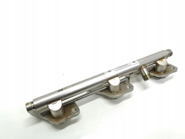 2014 Mercedes-Benz S W222 Fuel Distributor A2760702295 image 2