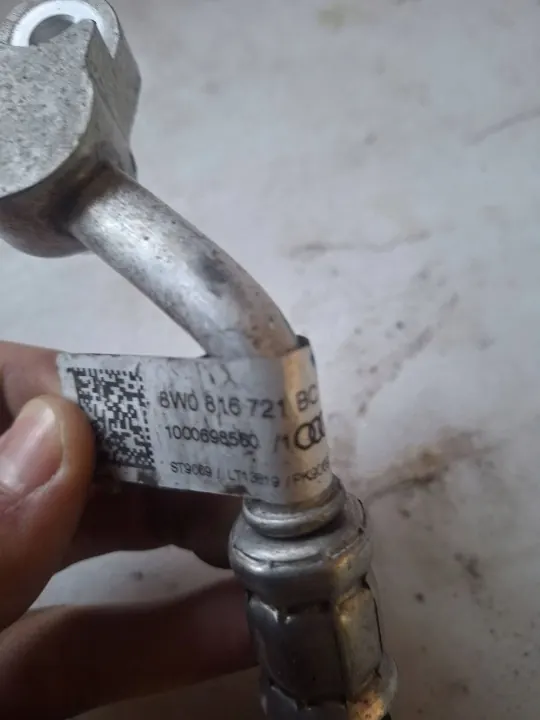 Flexible climatisation Audi A4/S4 B9 OEM 8W0816743BN image 4