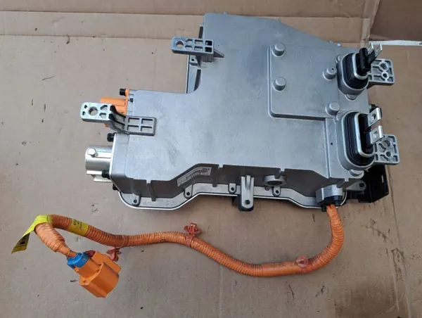 Hyundai Kona EV Invertterimoduuli OEM 91958K4100 image 2