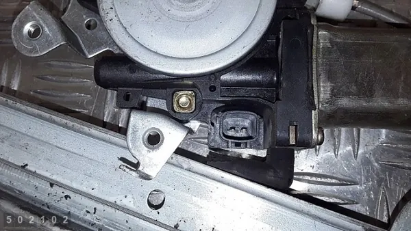 Fensterheber Nissan X-Trail OEM AM-502102 image 3