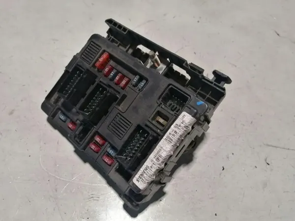 Module Confort OEM 9643498680 pour Peugeot 306 Break image 4