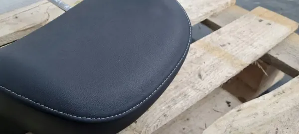 Appuie-tête gauche avant OEM KTS31301 en cuir image 10