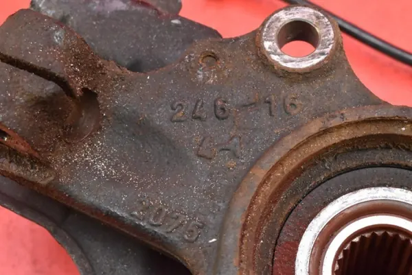 Framre höger navbärare OEM 13388768 - Opel Corsa E image 10