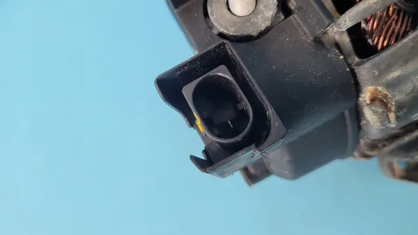 MERCEDES W205 C400 3.0B 19r Vaihtovirtageneraattori A0009061722 image 10