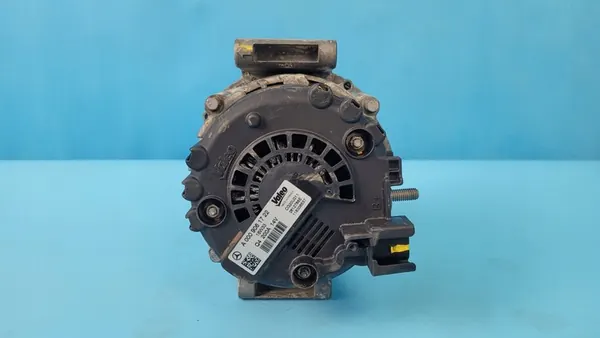 MERCEDES W205 C400 3.0B 19r Vaihtovirtageneraattori A0009061722 image 4