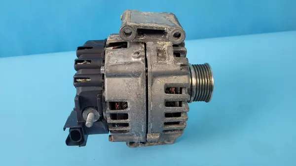 MERCEDES W205 C400 3.0B 19r Vaihtovirtageneraattori A0009061722 image 6