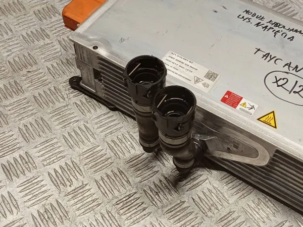 Module de charge Porsche OE 9J1915681BT Taycan image 4