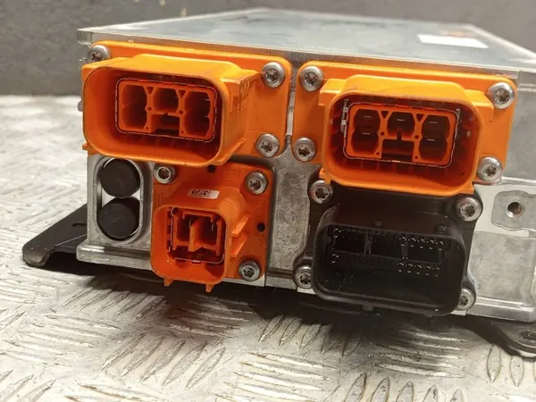Module de charge Porsche OE 9J1915681BT Taycan image 8