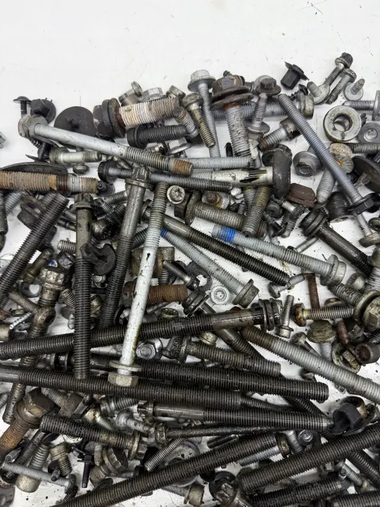Juego de tornillos OEM ŚRUBY ZESTAW NR: 14 para Audi A6 C7 image 9
