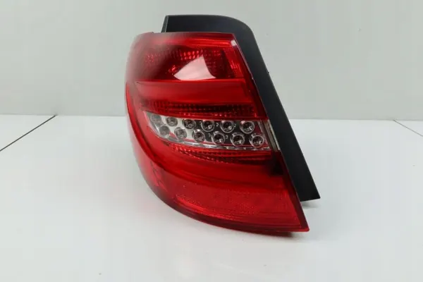 Mercedes B-klass W246 vänster bakljus OEM 2468200564 image 5