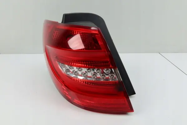 Mercedes B-klass W246 vänster bakljus OEM 2468200564 image 8