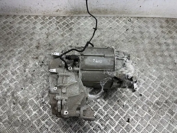 Begagnad Volkswagen ID.3 2021 elmotor OEM 12E010001B image 2
