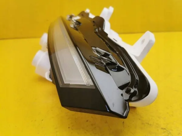 Phare Halogène Droit Peugeot 208 II OEM PHS71383 image 4