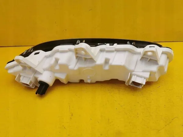 Phare Halogène Droit Peugeot 208 II OEM PHS71383 image 5