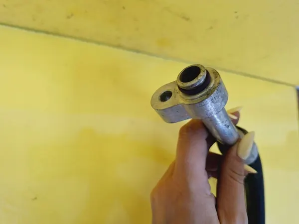 Ilmastointiletkku 8D0260701K Audi A4 B5 2.5 TDI image 5