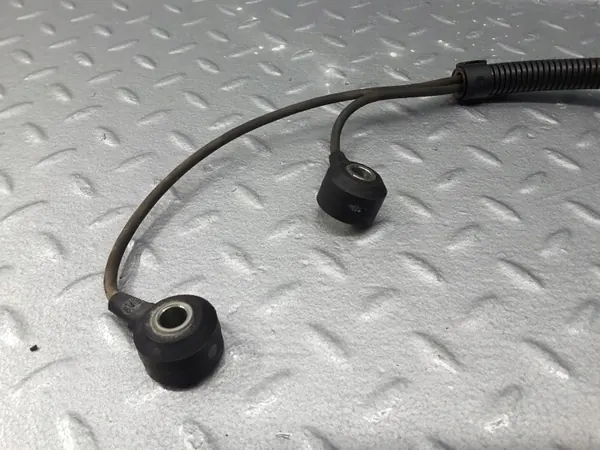 Klopfsensor OEM 07K905377C für Ford S-MAX image 4