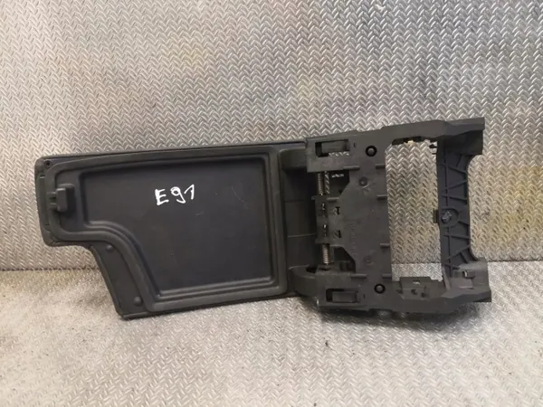 Accoudoir BMW OEM 7137556 pour 3 Touring E91 image 3