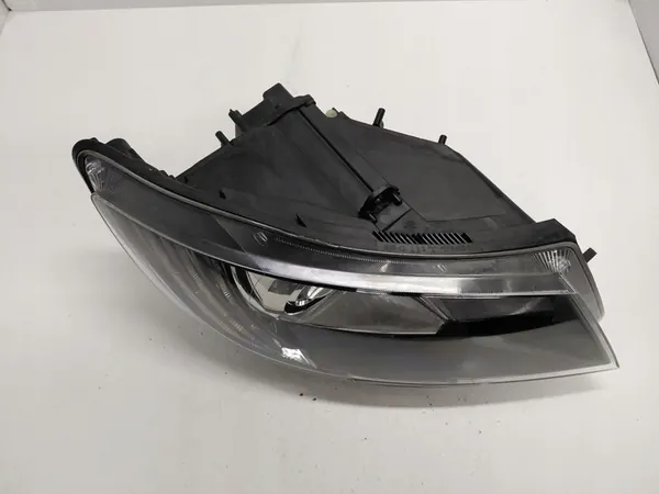 Skoda Superb II Lift Xenon Oikea Lamppu image 2