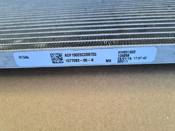 Tesla 3 Ilmastointijäähdytin image 2