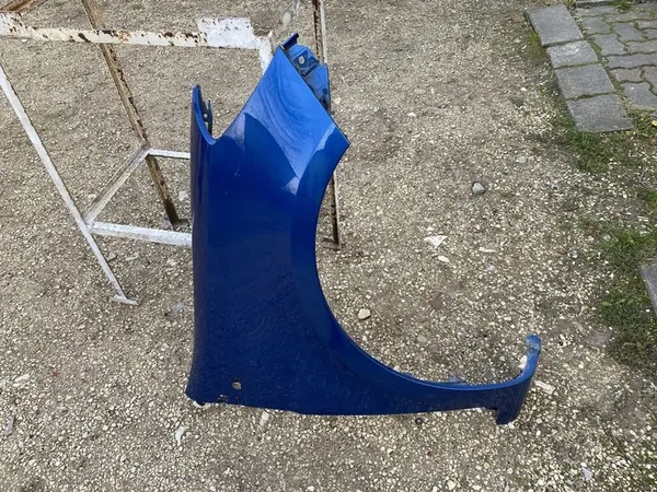 Fram Höger Skärm Renault Clio III 631003362R image 4