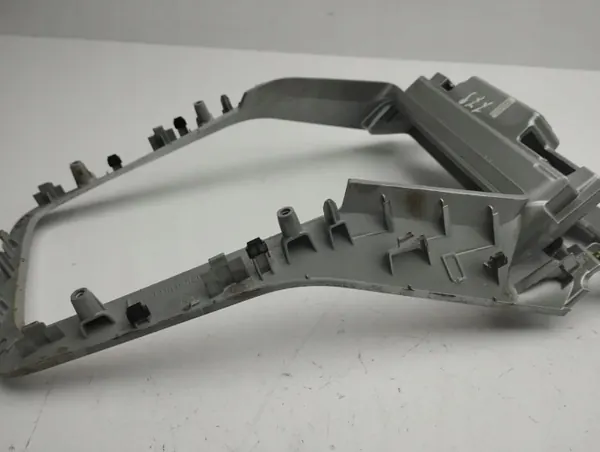 Mittelkonsole-Abdeckung Audi Q3 2019 OEM 83C8642604T4 image 8