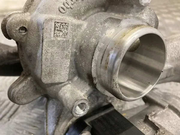 Käytetty turbo OEM 04E145721F VW Jetta III:lle image 4