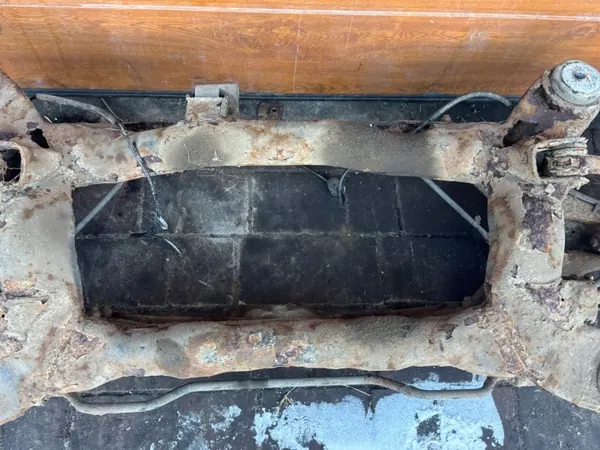 Viga suspensão traseira OEM para Passat B5 4x4 - Usada image 10
