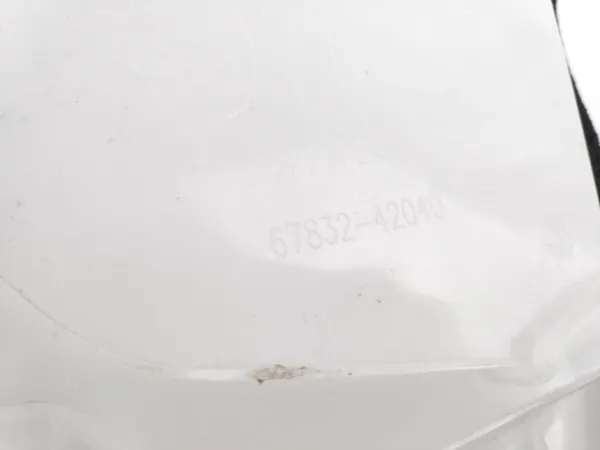 Toyota RAV4 V Vänster Framdörr Ljudisolering OEM 67832-42040 image 3
