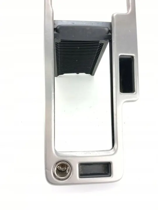 Volvo C30 sälekaihtipaneeli OEM 452791 2006-2010 image 4