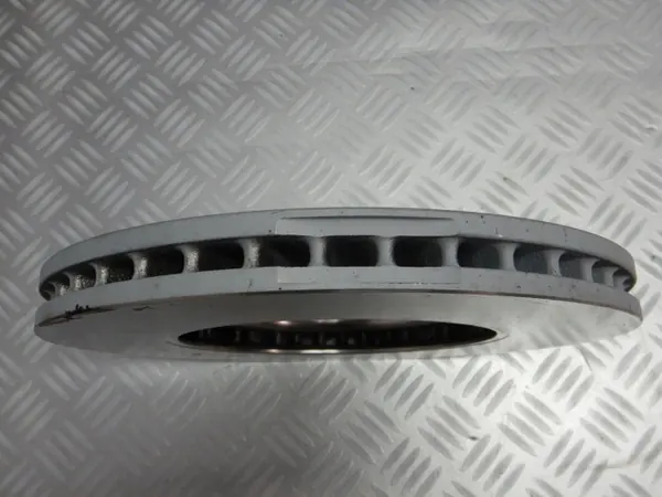 Disques de frein avant OEM 13209769 pour Opel Corsa D image 4