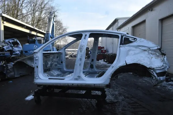 Aile arrière droite Tesla Model Y OEM mamAUTO-1047300- image 5
